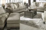 Einsgrove Sofa set