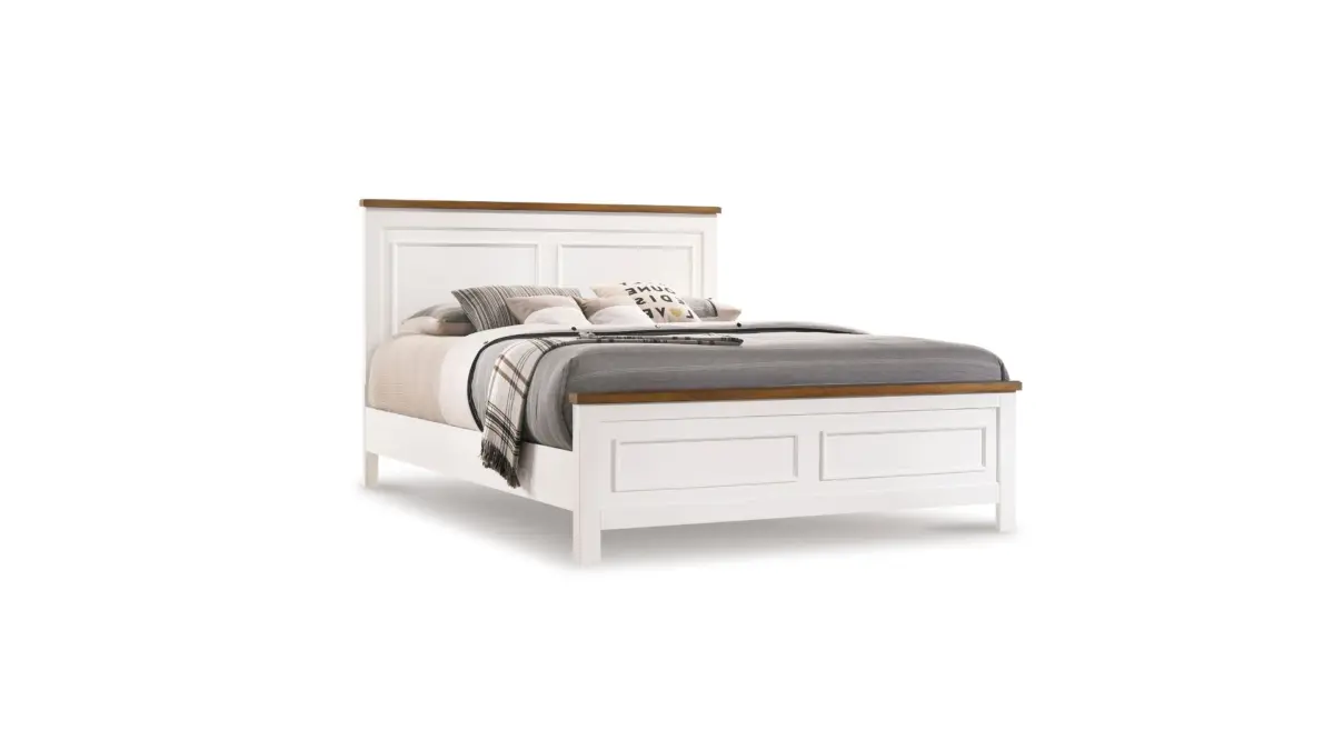 WESTCONI KING BEDROOM SET ( BED + 2 NIGHTSTANDS + MIRRORED DRESSER) - Image 2