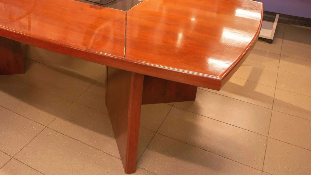 2400mm EXECUTIVE CONFERENCE TABLE H-16/YC01 - Image 3