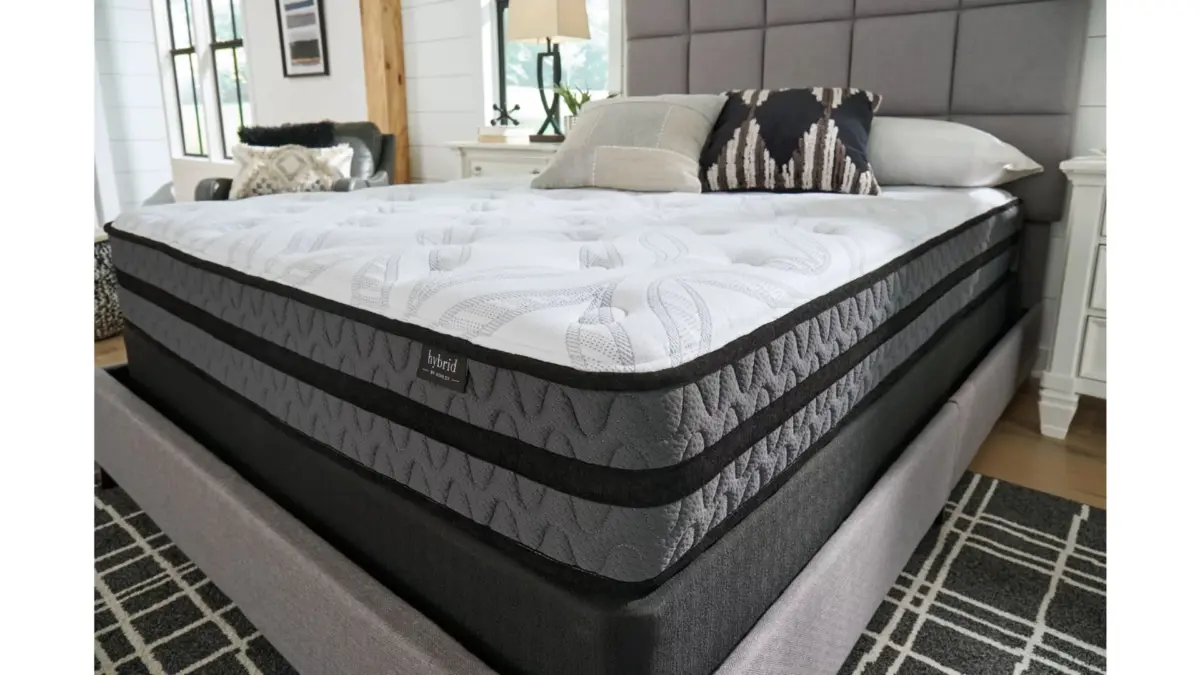 M58941W2 KING MATTRESS 10 INCH POCKETED HYBRID (ASH) - Image 3