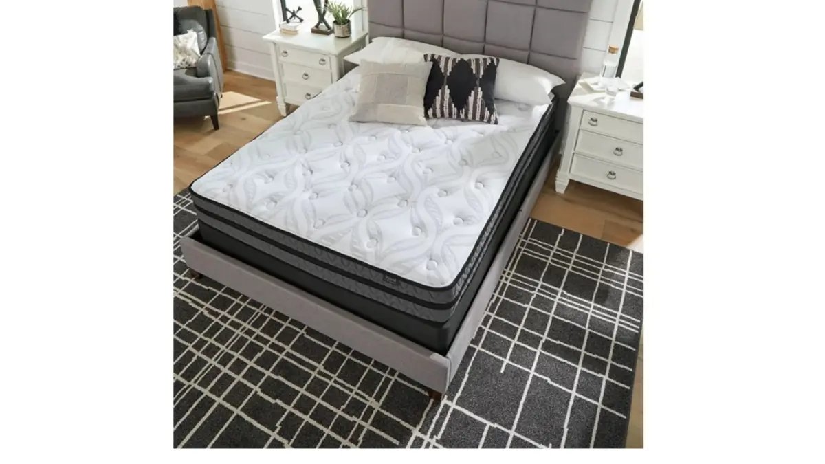 M58941W2 KING MATTRESS 10 INCH POCKETED HYBRID (ASH) - Image 4