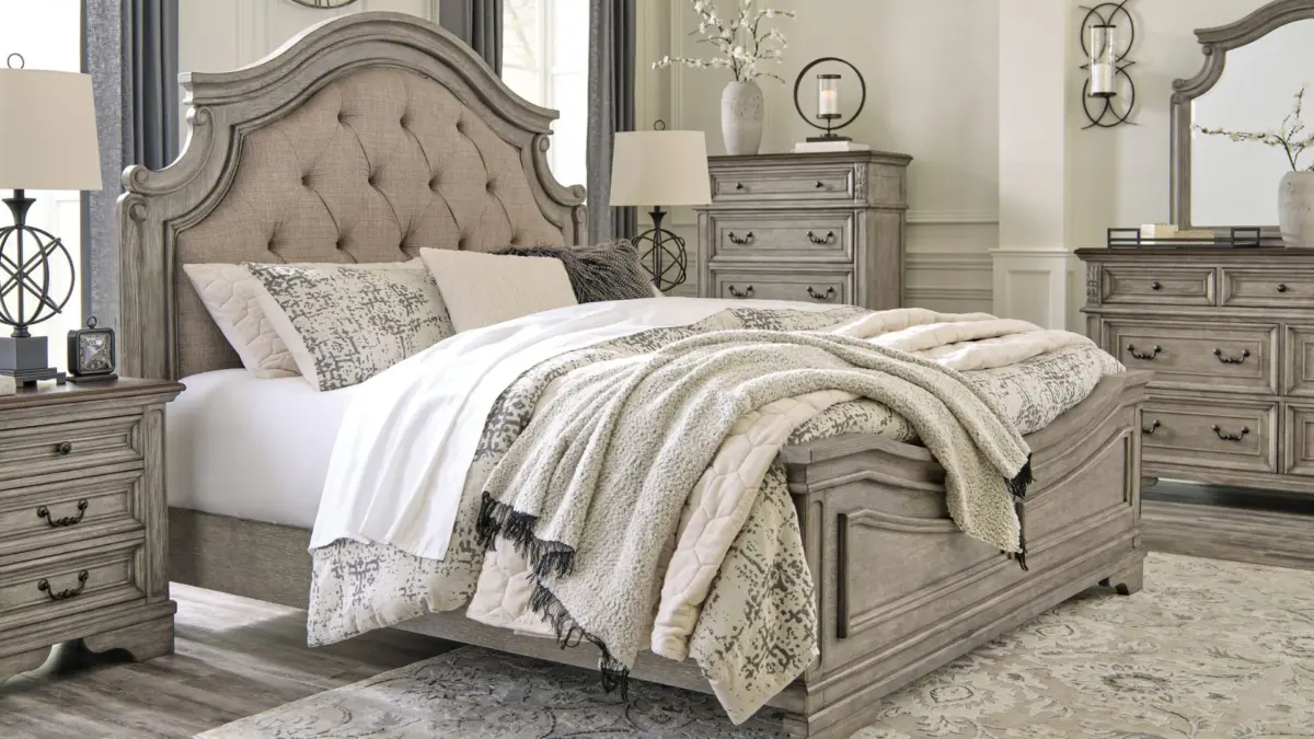 LODENBAY BEDROOM SUITE (BED + 2 NIGHTSTANDS + MIRRORED DRESSER + CHEST OF DRAWERS) - Image 4
