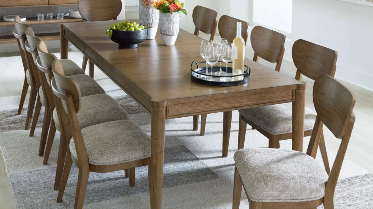 ROANHOWE DINING SET WITH 10 CHAIRS - Image 6