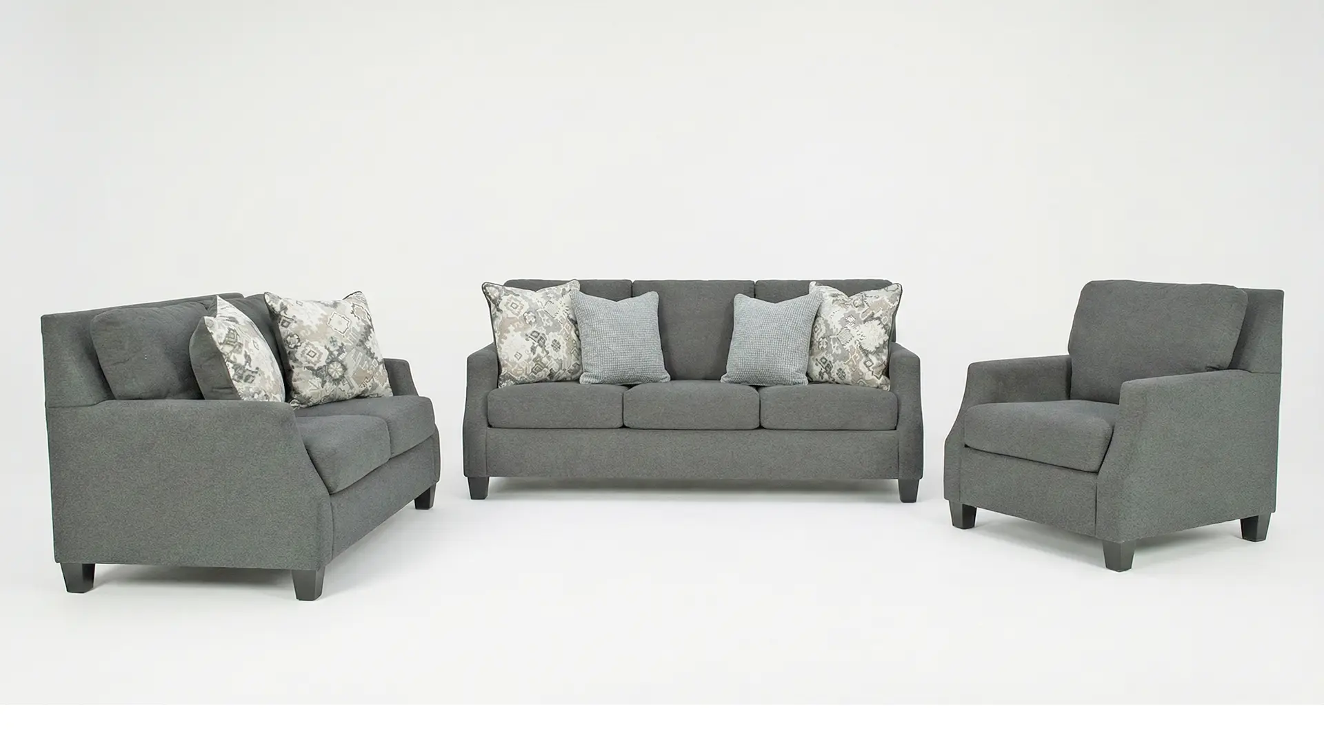 UUgBhUxw8PTLBrgbrZLEWA3yTa9dZUqKPCt68vmw.jpg BAYONNE 6 SEATER SOFA SET - Image 1